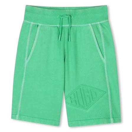 SHORT HUGO