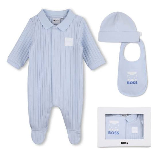 Grenouillère + bavoir + bonnet BOSS bébé garçon – Bleu ciel